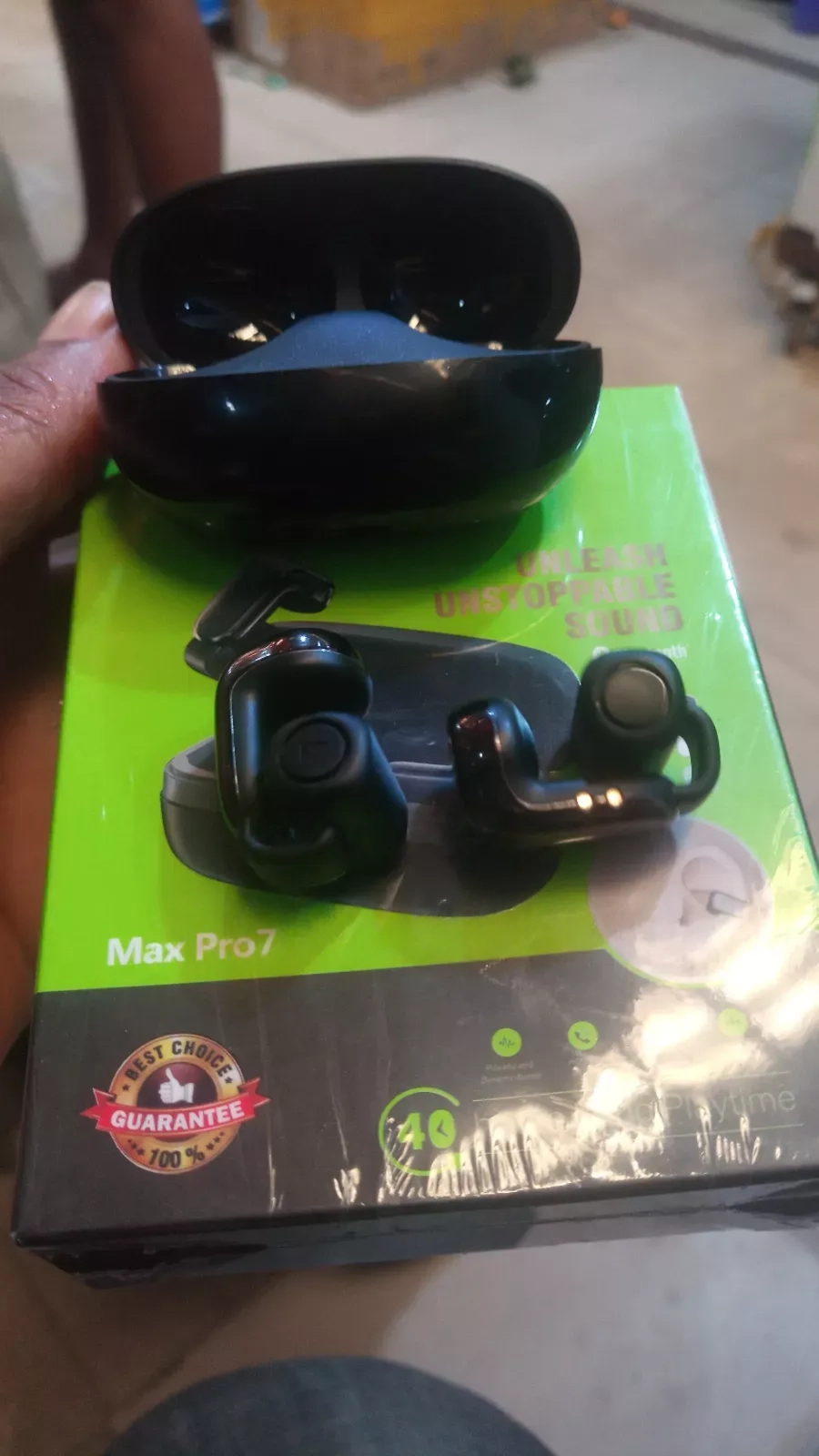 Jamax Clip-on Wireless Earbuds - Max Pro 7