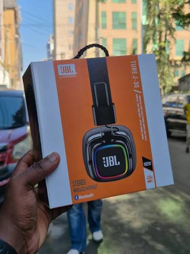 JBL Powerful sound Tune J-30